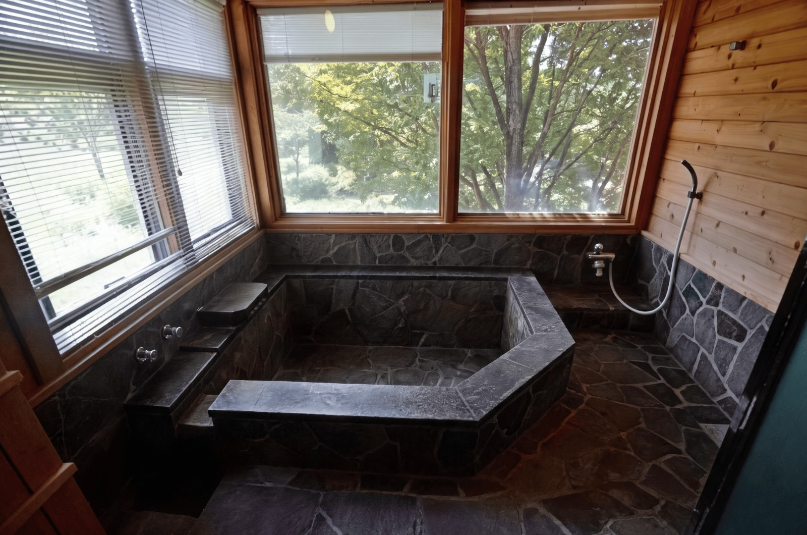 Yufu, Oita house photo 8